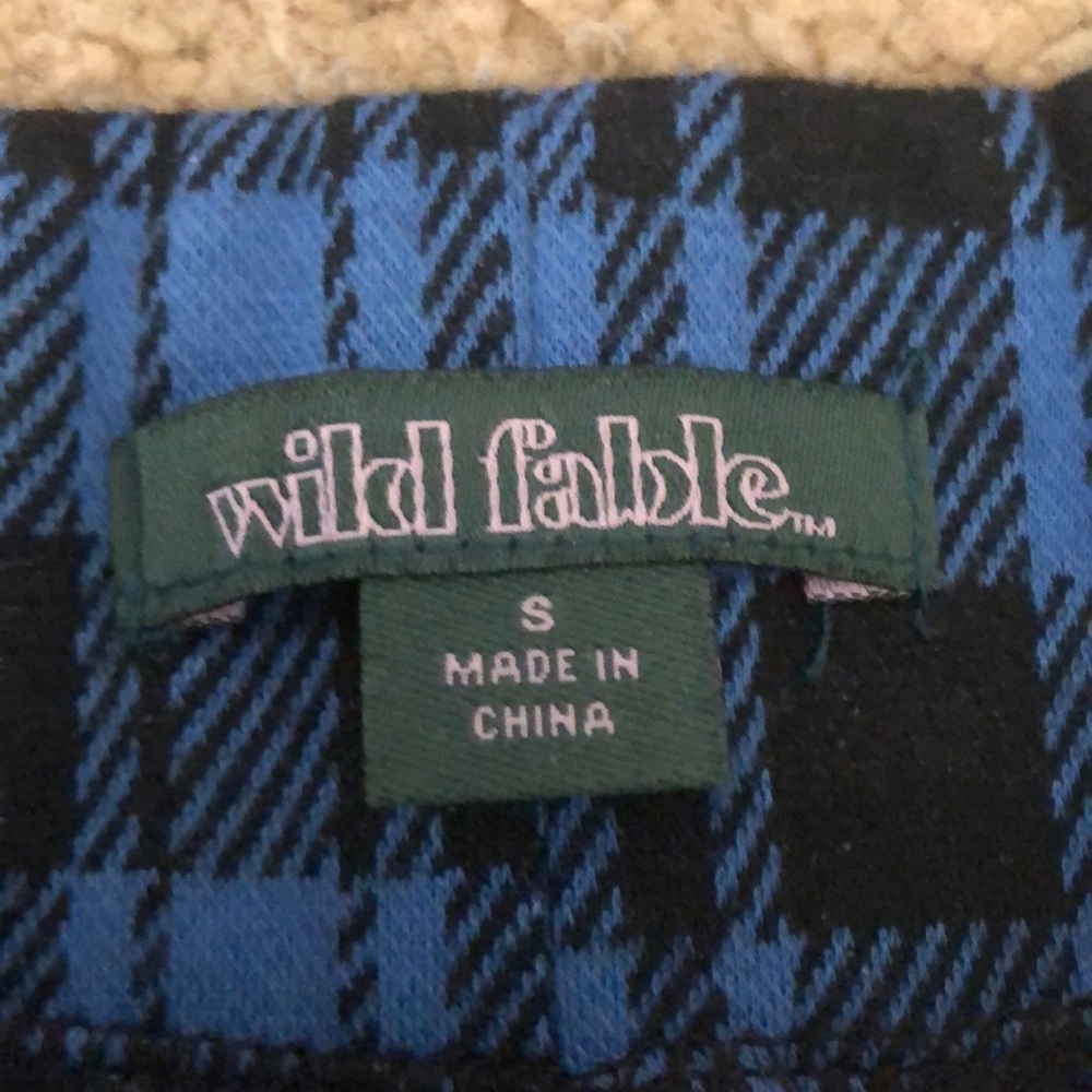 Blue & Black Check Capris With Elastic Waist - image 6